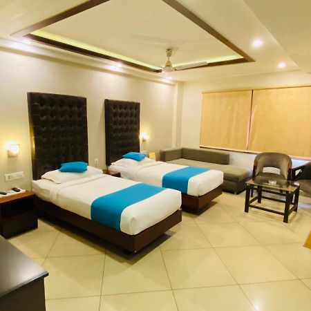 Hotel Saluja Residency Siliguri Exterior foto